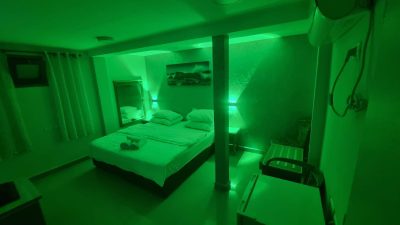 חדרים יפים – חדר זוגי עם תאורה רכה