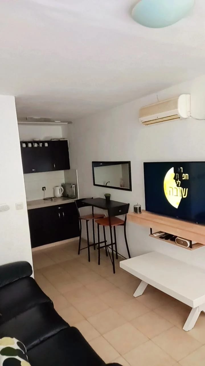 חדרים יפים בפינה השקטה | חדרים לפי שעה בקרית אתא