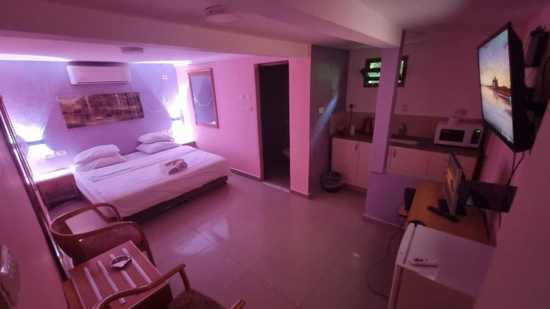 צימר קסום לזוגות – חדר זוגי מזמין עם אווירה רגועה